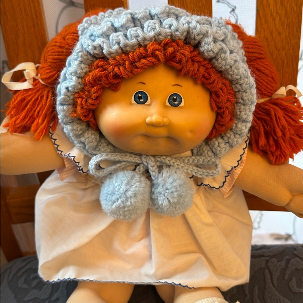 Vintage Cabbage Patch Doll with Clothes - Picture 11 of 11
